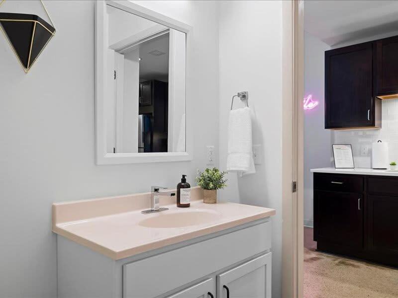 Cozysuites Historic 1br, Downtown Apartamento